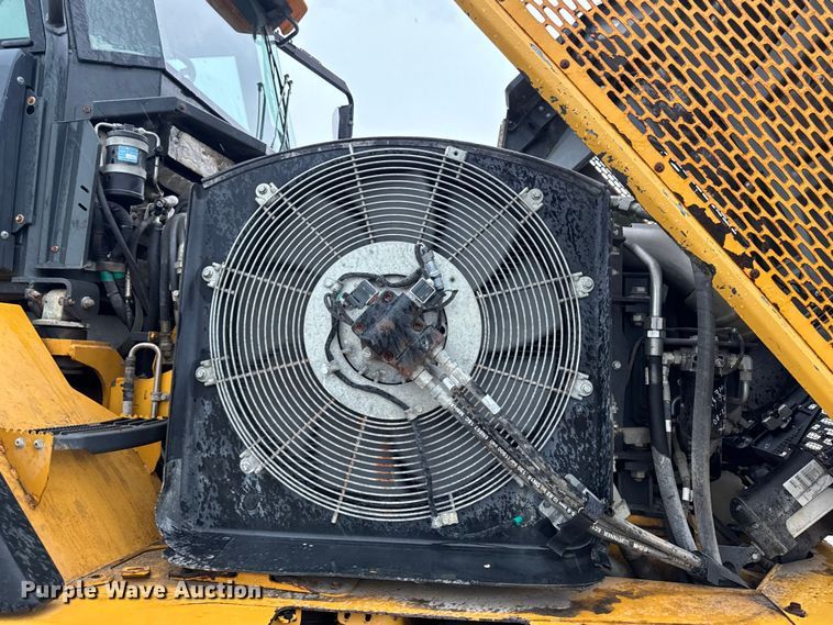 image for item DV2030 2018 John Deere 260E articulated haul truck