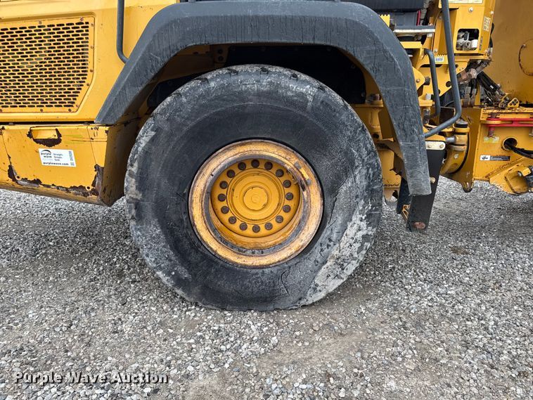 image for item DV2030 2018 John Deere 260E articulated haul truck