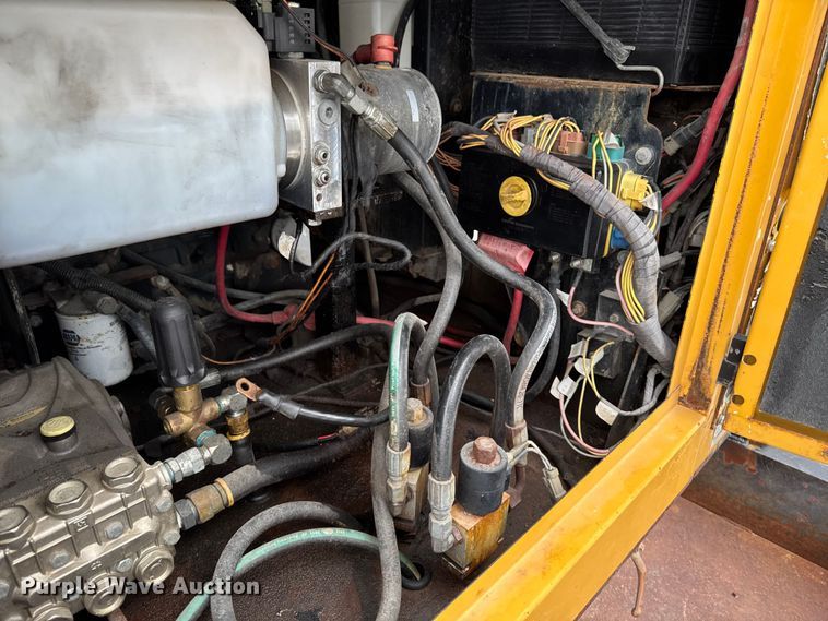 image for item DV2031 Vermmer V500LEHD vacuum excavator