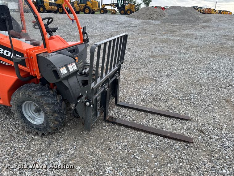 image for item DV2033 2003 JLG 3013 telehandler