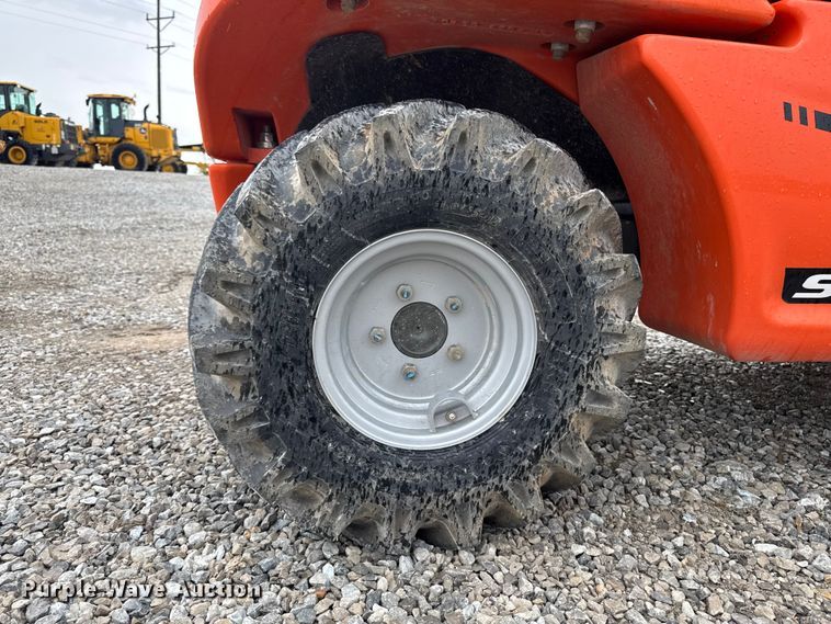 image for item DV2033 2003 JLG 3013 telehandler