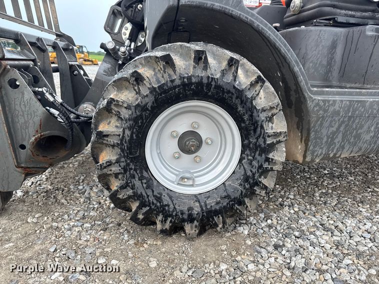 image for item DV2033 2003 JLG 3013 telehandler