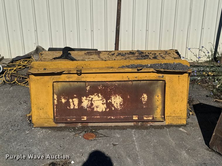 image for item DV2034 MB Company skid steer broom