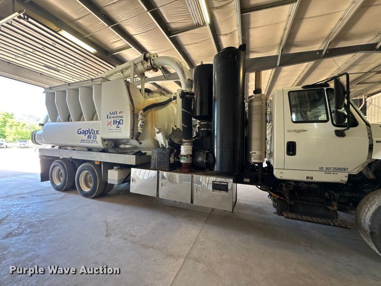 image for item DV2039 2011 International WorkStar 7300 hydrovac truck