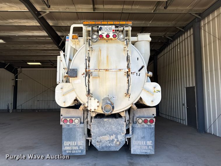image for item DV2039 2011 International WorkStar 7300 hydrovac truck