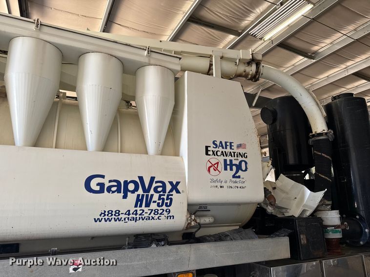 image for item DV2039 2011 International WorkStar 7300 hydrovac truck