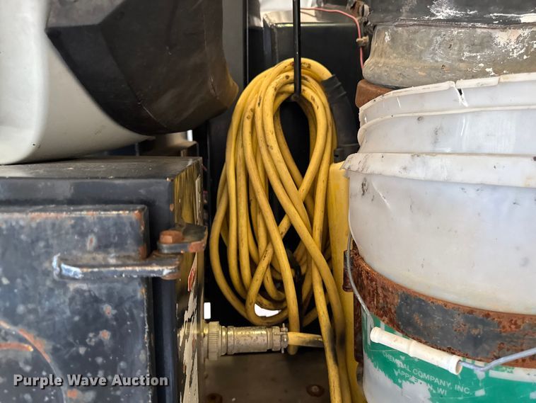 image for item DV2039 2011 International WorkStar 7300 hydrovac truck