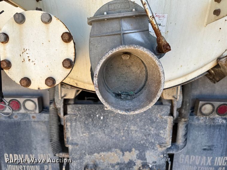 image for item DV2039 2011 International WorkStar 7300 hydrovac truck