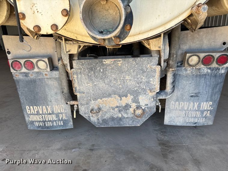 image for item DV2039 2011 International WorkStar 7300 hydrovac truck