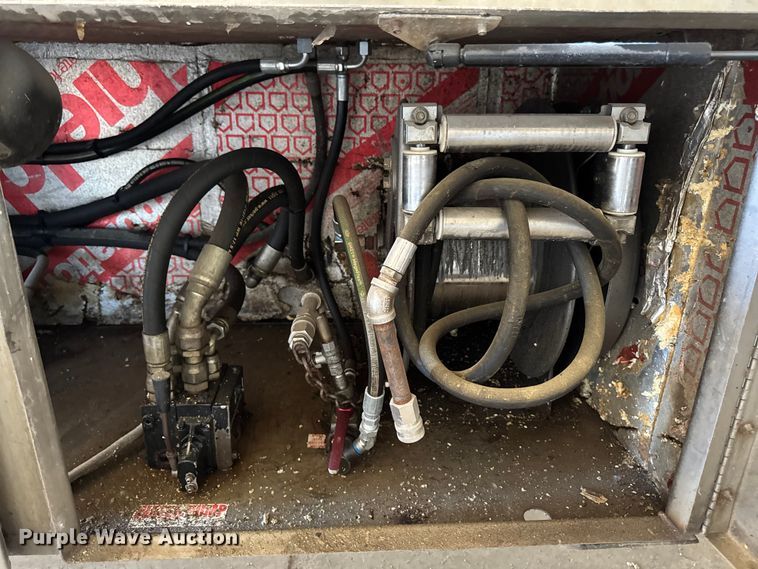 image for item DV2039 2011 International WorkStar 7300 hydrovac truck