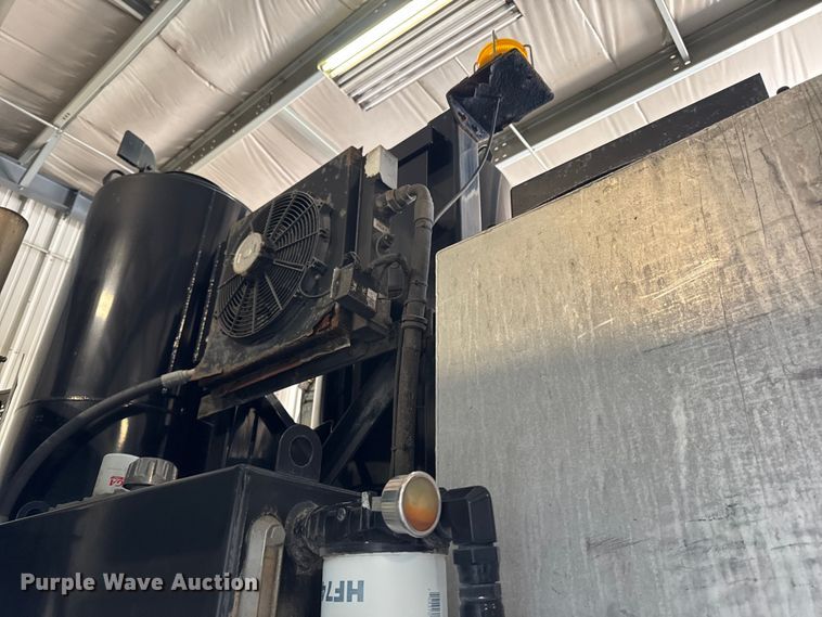 image for item DV2039 2011 International WorkStar 7300 hydrovac truck
