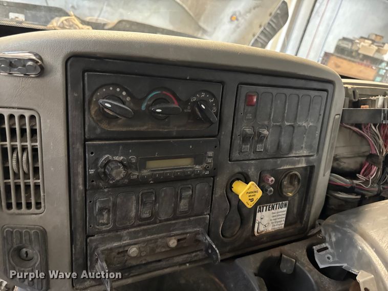 image for item DV2039 2011 International WorkStar 7300 hydrovac truck