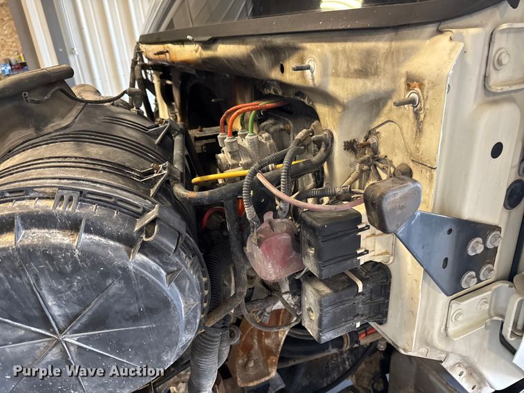 image for item DV2039 2011 International WorkStar 7300 hydrovac truck