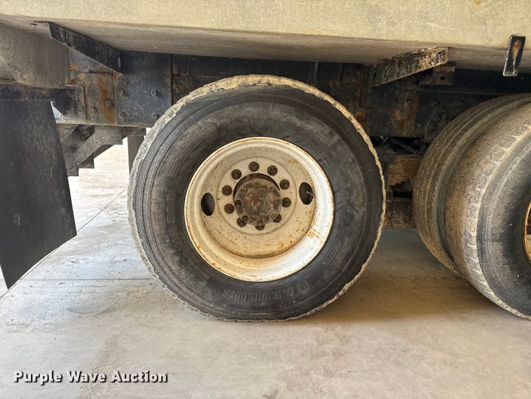 image for item DV2039 2011 International WorkStar 7300 hydrovac truck