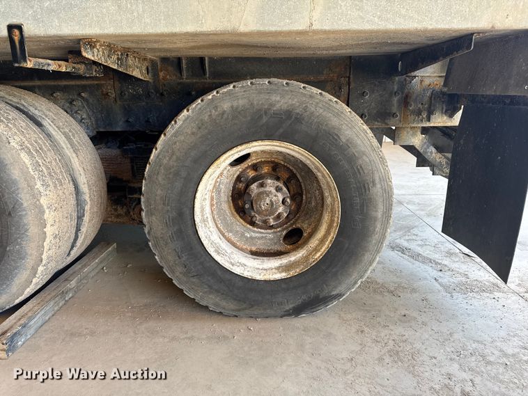 image for item DV2039 2011 International WorkStar 7300 hydrovac truck