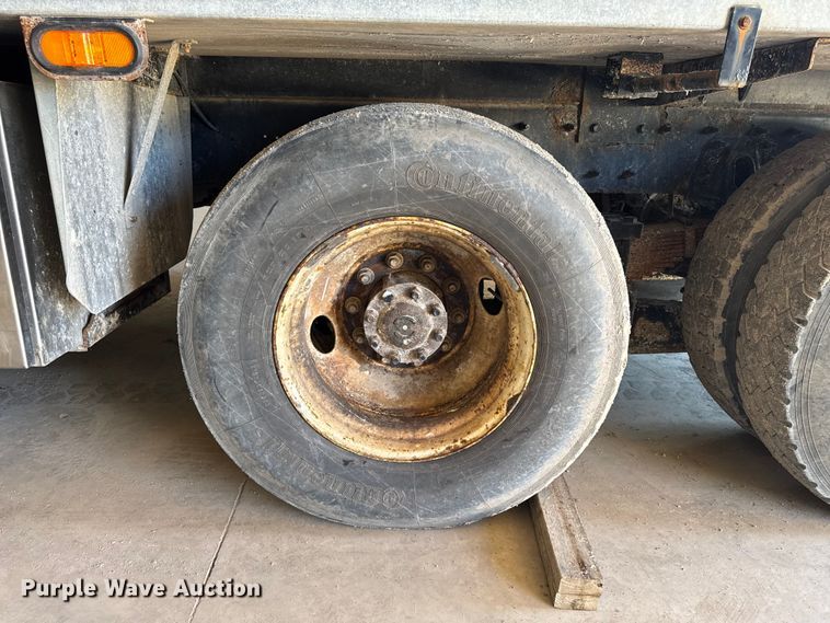 image for item DV2039 2011 International WorkStar 7300 hydrovac truck