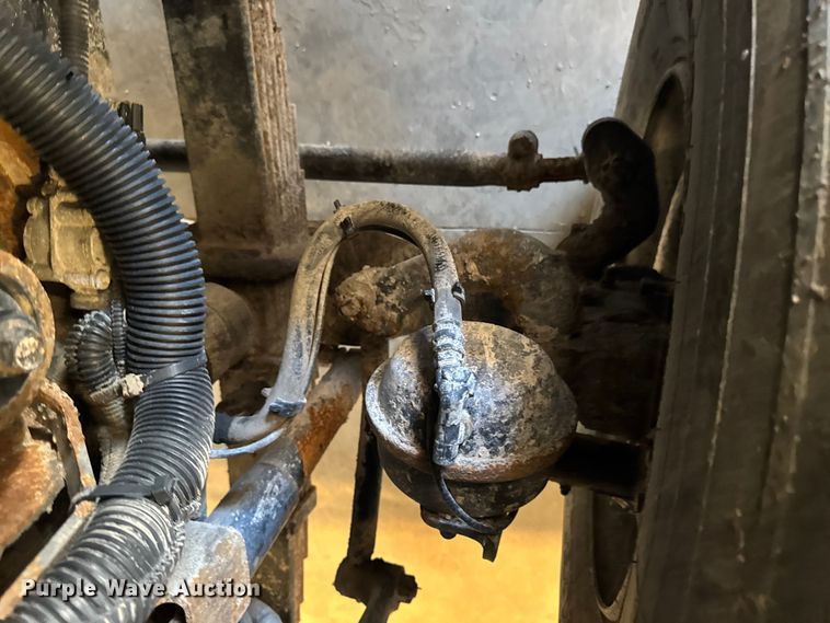 image for item DV2039 2011 International WorkStar 7300 hydrovac truck