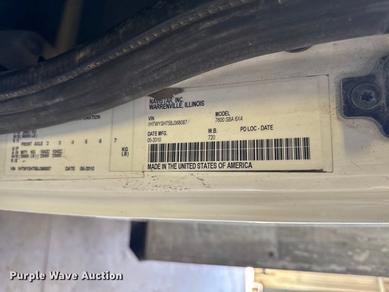 image for item DV2039 2011 International WorkStar 7300 hydrovac truck