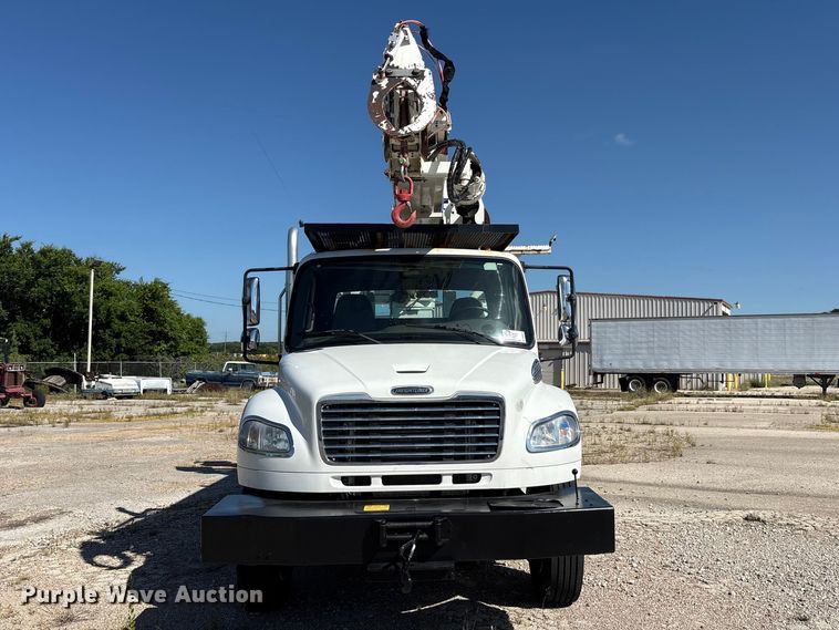 image for item DV8511 2014 Freightliner Business Class M2 digger derrick truck