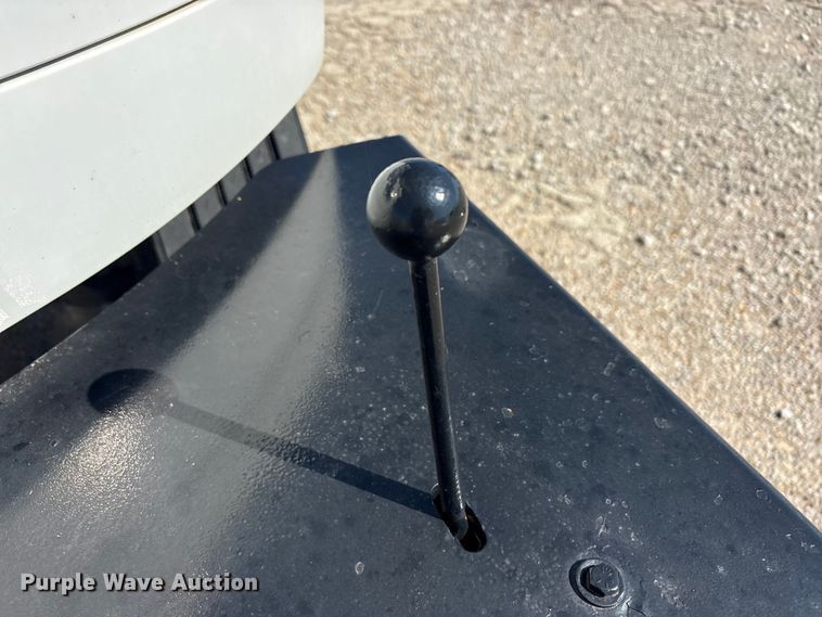 image for item DV8511 2014 Freightliner Business Class M2 digger derrick truck