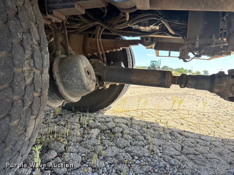 image for item DV8511 2014 Freightliner Business Class M2 digger derrick truck