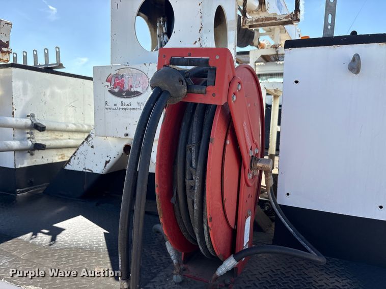 image for item DV8511 2014 Freightliner Business Class M2 digger derrick truck