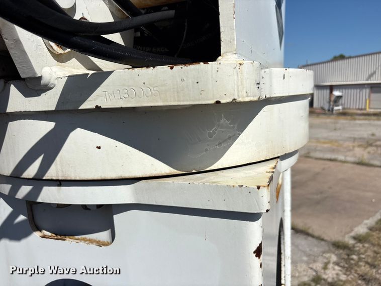 image for item DV8511 2014 Freightliner Business Class M2 digger derrick truck