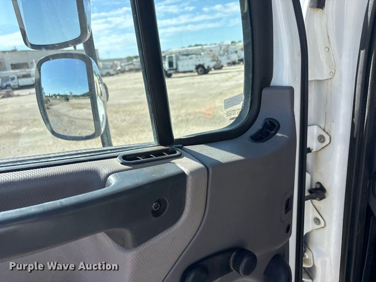 image for item DV8511 2014 Freightliner Business Class M2 digger derrick truck