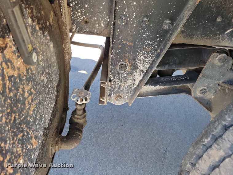 image for item DZ7276 1999 Mack RD688S dump truck
