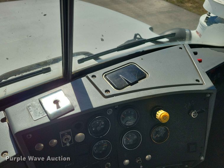 image for item DZ7276 1999 Mack RD688S dump truck