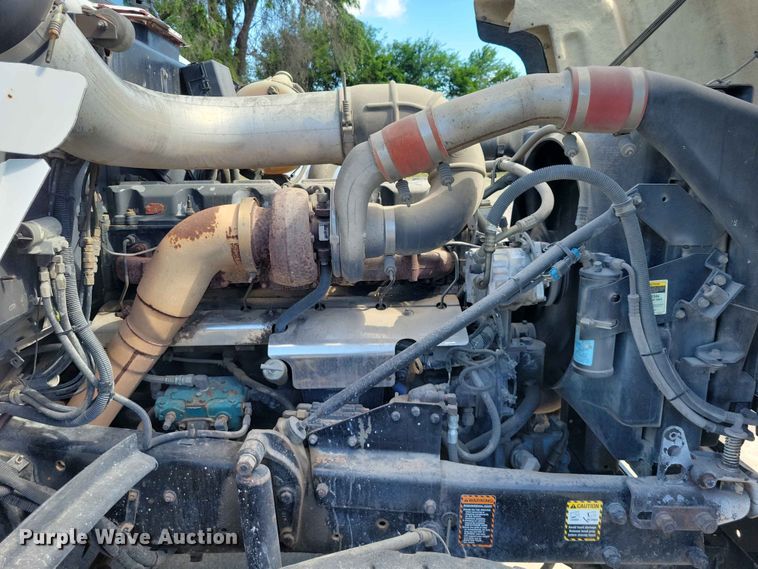 image for item DZ7276 1999 Mack RD688S dump truck