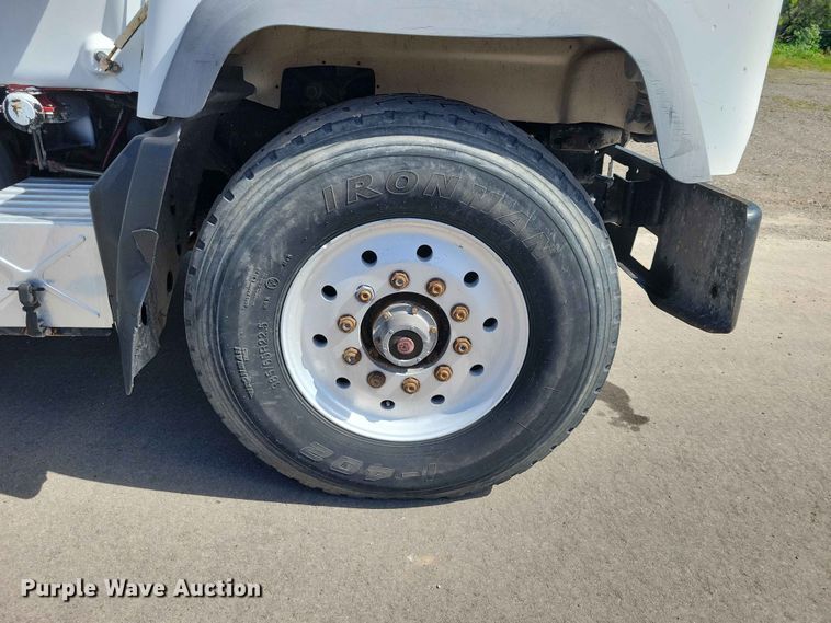 image for item DZ7276 1999 Mack RD688S dump truck
