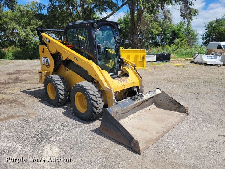 image for item DZ7278 2020 Caterpillar 262D3 skid steer loader