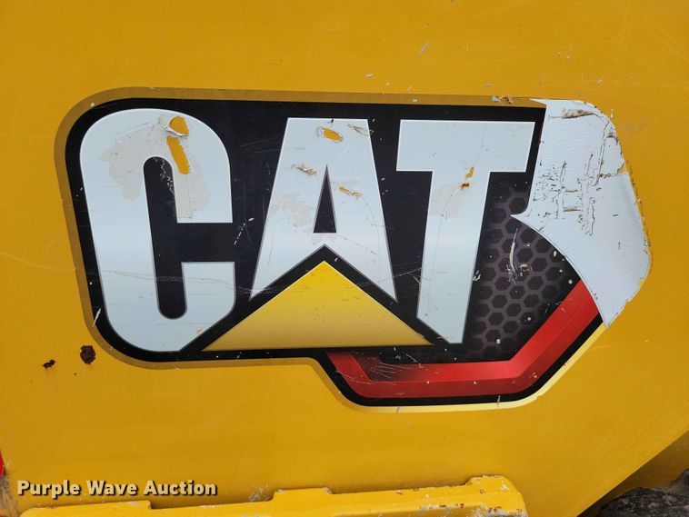 image for item DZ7278 2020 Caterpillar 262D3 skid steer loader