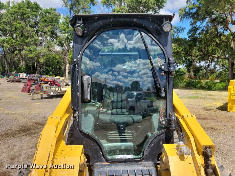 image for item DZ7278 2020 Caterpillar 262D3 skid steer loader