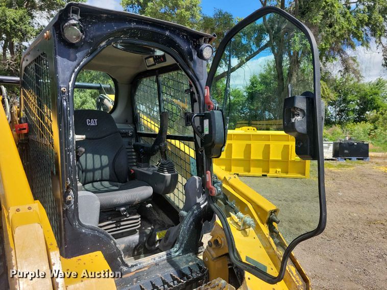 image for item DZ7278 2020 Caterpillar 262D3 skid steer loader