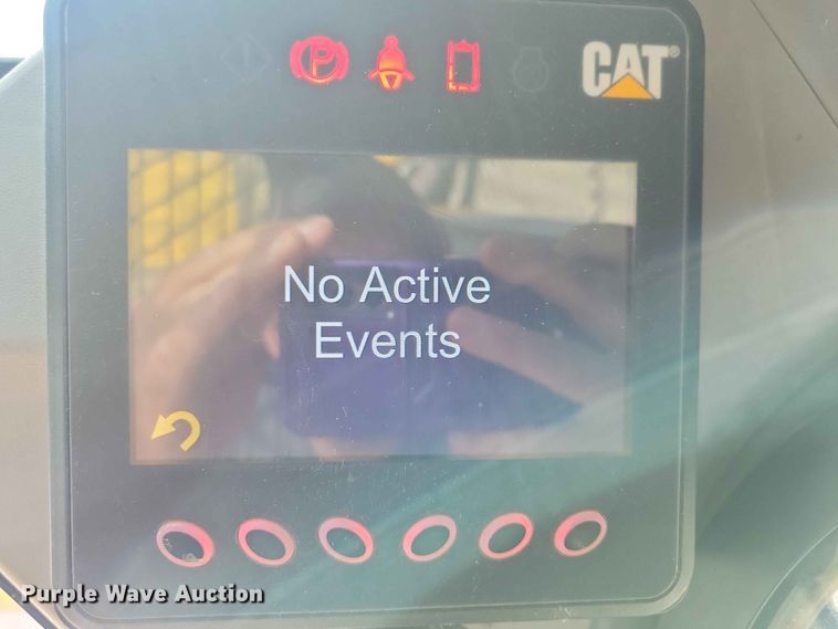 image for item DZ7278 2020 Caterpillar 262D3 skid steer loader