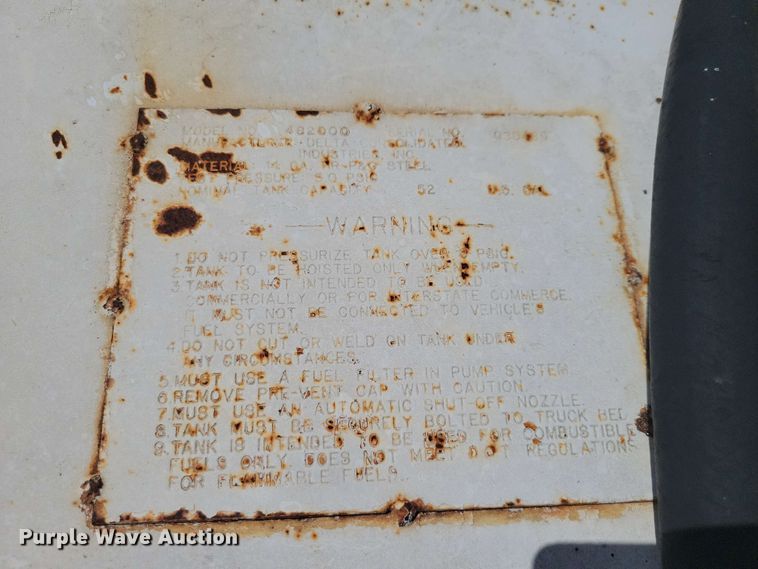 image for item DZ7279 (4) fuel tanks