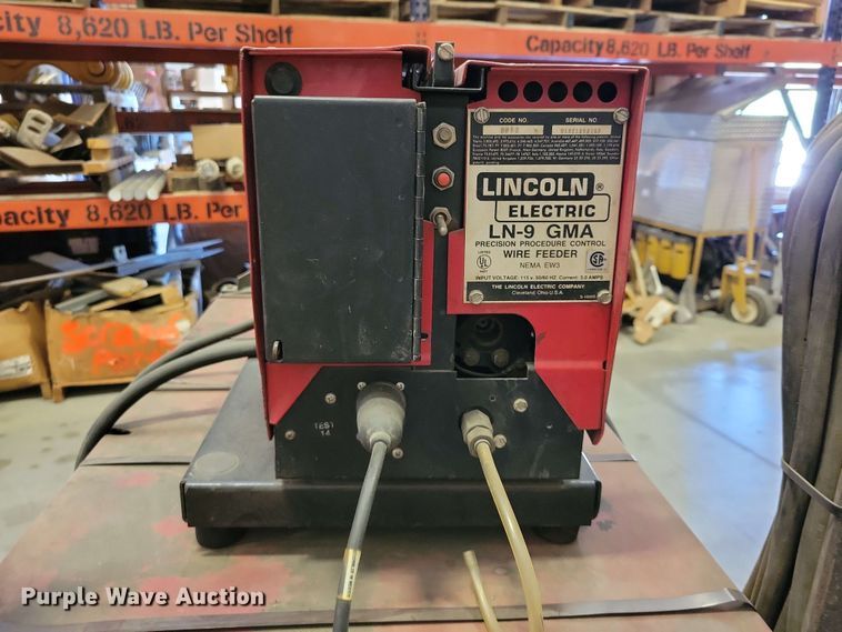 image for item DZ7281 Lincoln Idealarc DC-600 welder