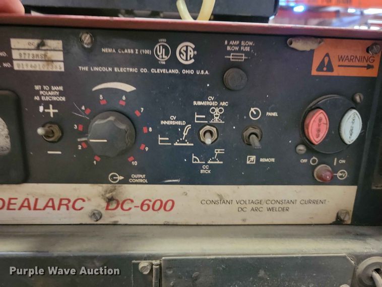 image for item DZ7281 Lincoln Idealarc DC-600 welder