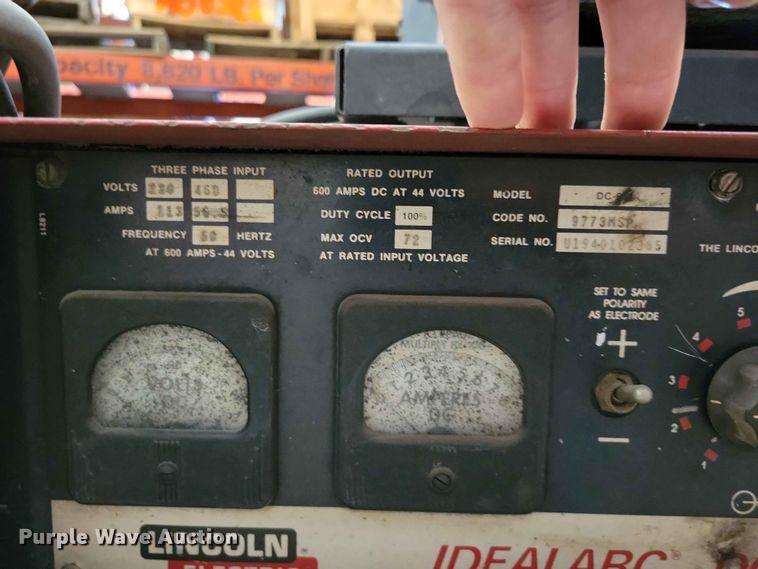 image for item DZ7281 Lincoln Idealarc DC-600 welder