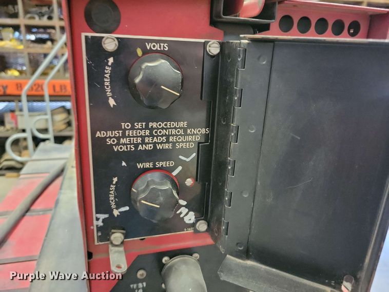 image for item DZ7282 Lincoln DC-400 welder