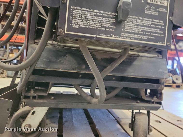 image for item DZ7282 Lincoln DC-400 welder