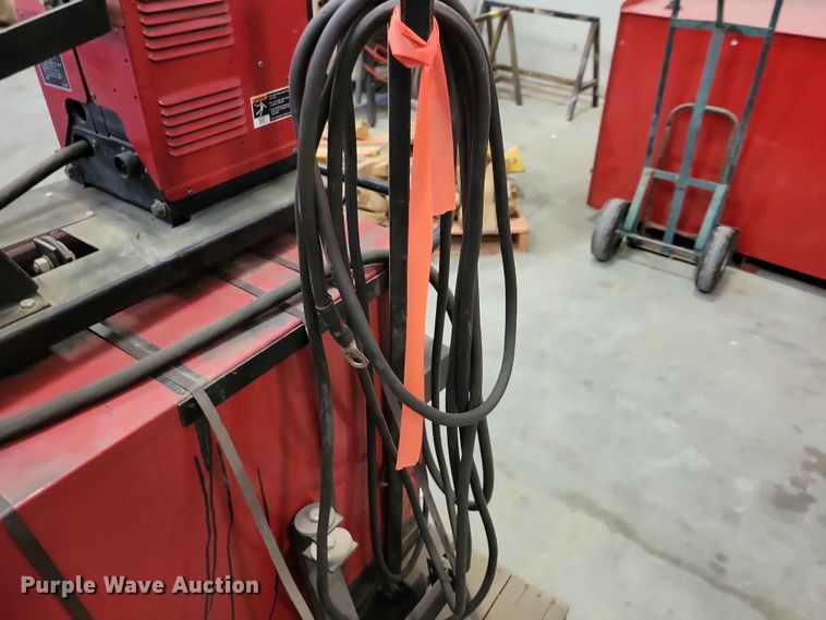 image for item DZ7282 Lincoln DC-400 welder