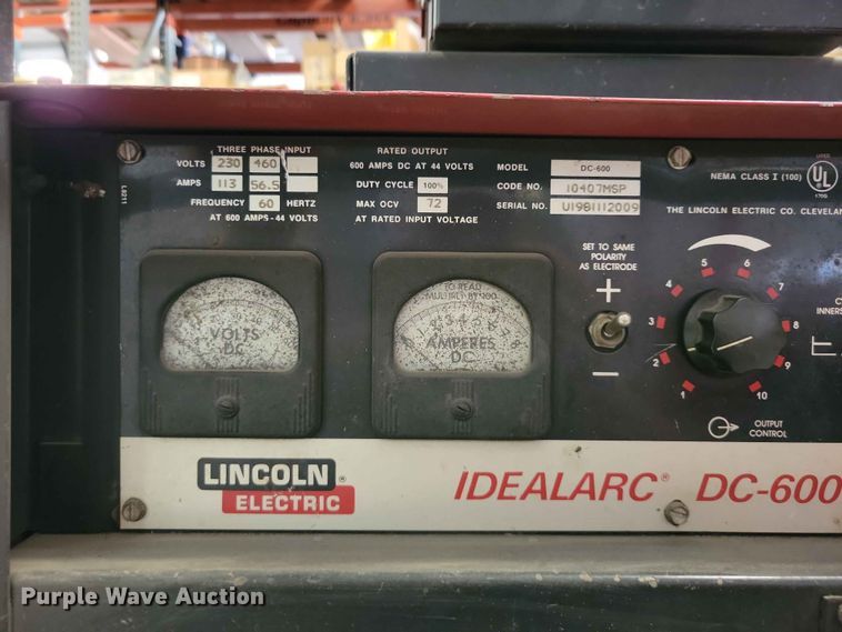 image for item DZ7283 Lincoln Idealarc DC-600 welder
