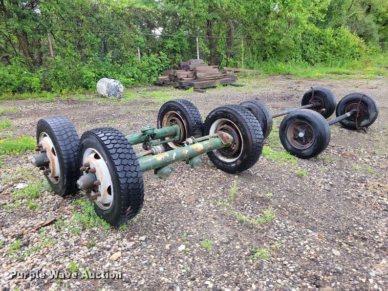 image for item DZ7285 (4) trailer axles