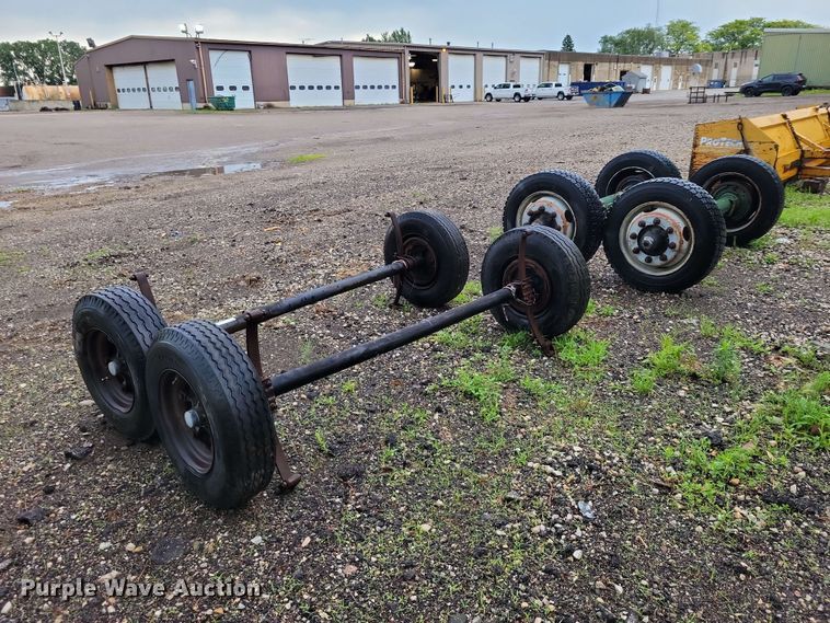 image for item DZ7285 (4) trailer axles