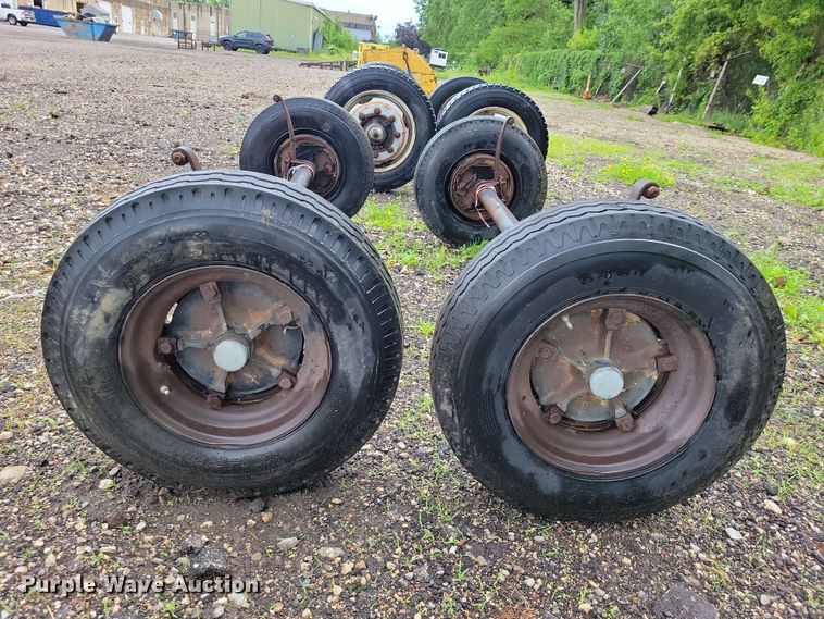 image for item DZ7285 (4) trailer axles
