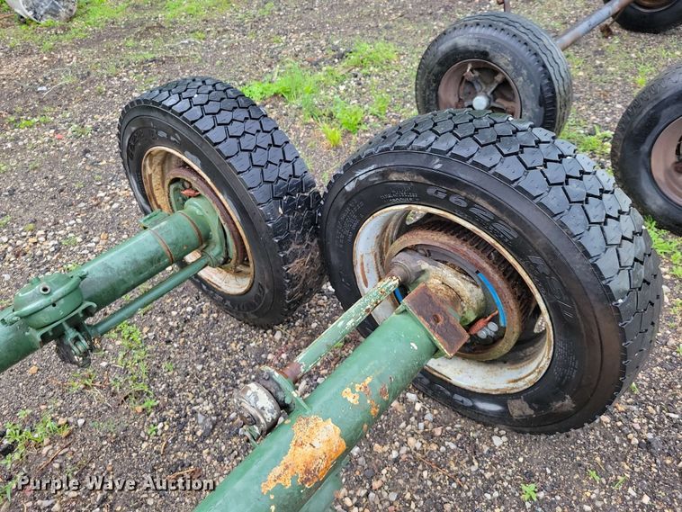 image for item DZ7285 (4) trailer axles