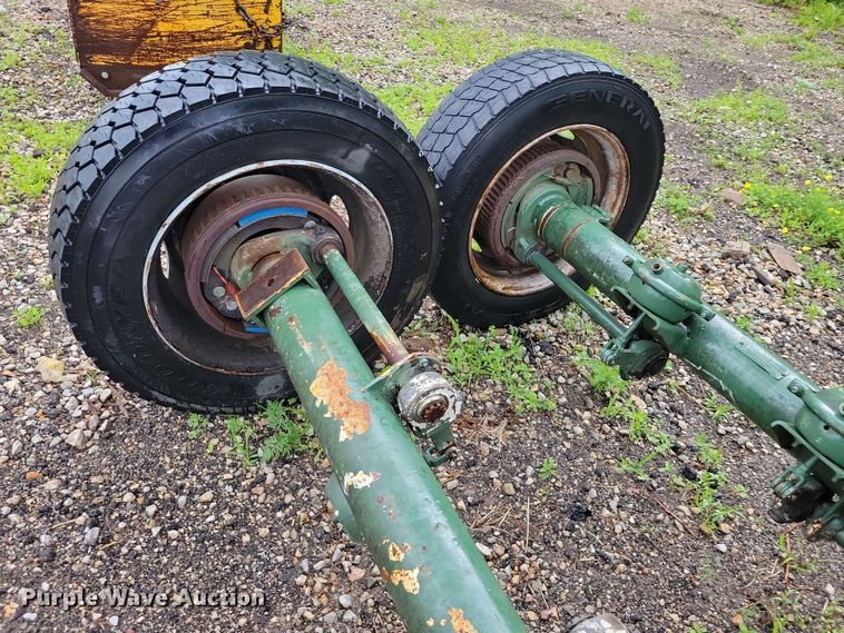 image for item DZ7285 (4) trailer axles